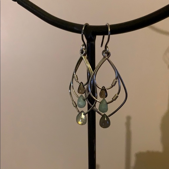W2036 retired Silpada earrings - Picture 2 of 3